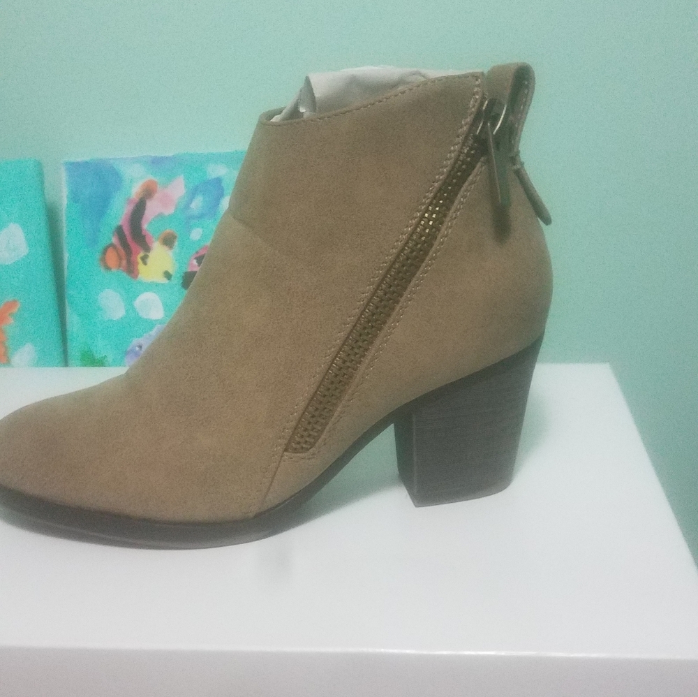 Women boots